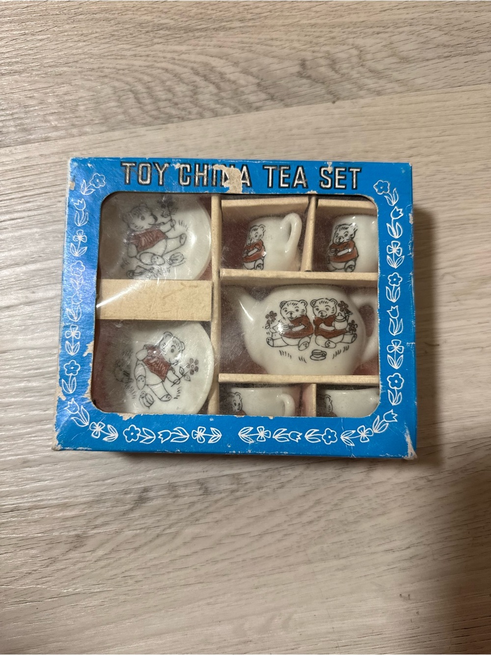 Teddy Bear China TEA SET Japan 1982 Shackman NY 9 Pieces in Box